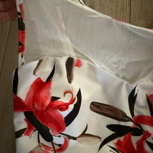 NWOT Albion one piece swim suit - Picture 8 of 9